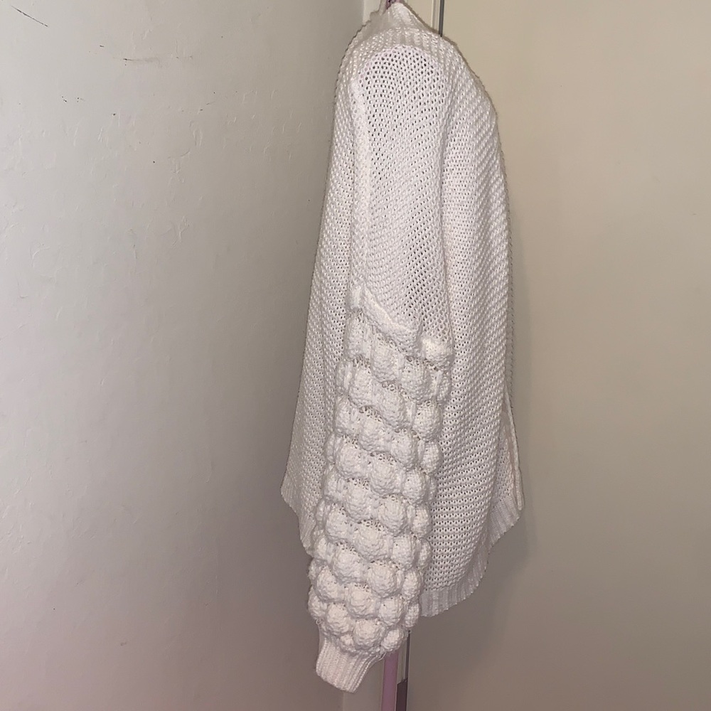 -Femme by Design white/ivory sweater cardigan- Medium - Picture 4 of 8